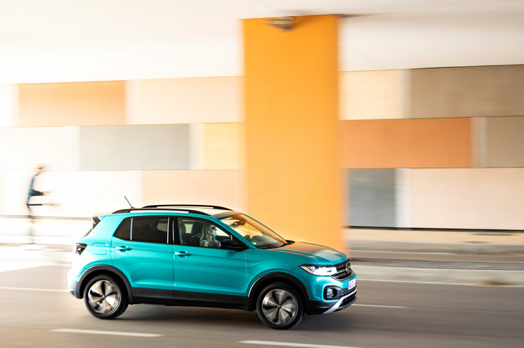 同樣可靈活操控的The T-Cross,具備彈性車室空間,裝載容量最高可達1,281公升,同時擁有更直覺的數位化座艙和 IQ.DRIVE 智能駕駛輔助系統,達到 Level 2 自動駕駛輔助等級。