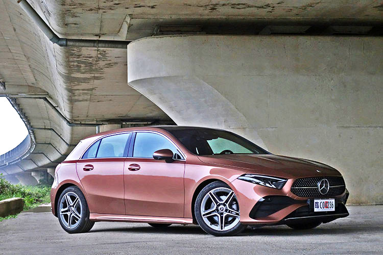 A180多為自駕或兩人為主的用車方式,在視覺設計上更強調個性化的特質。