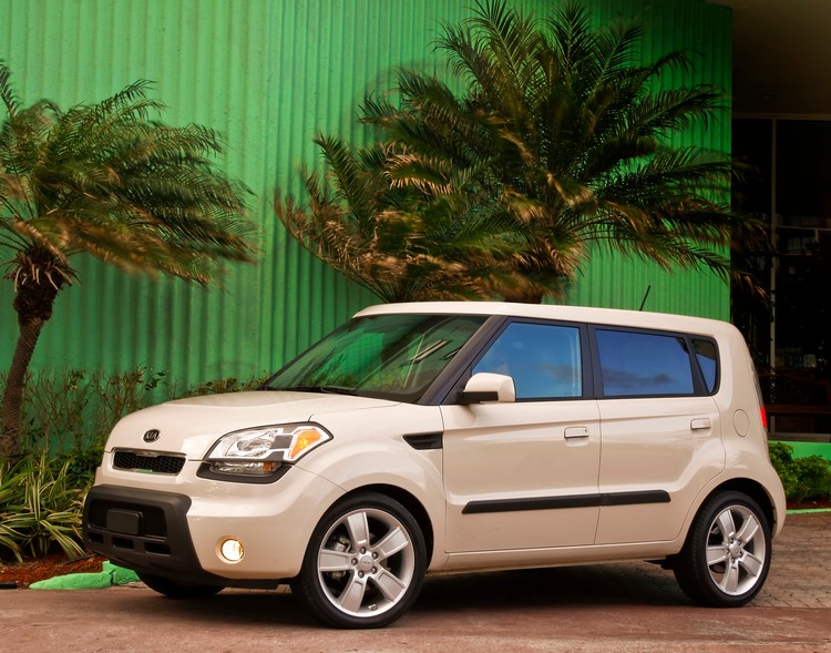 Kia Soul自2009開始在美國上市之後,鮮明個性的造型及時髦設計,受到年輕族群的喜愛。