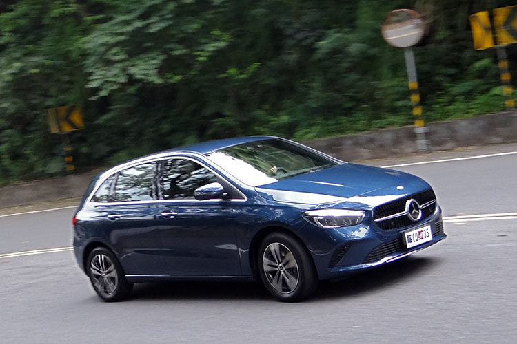 隨著原廠策略上的調整,NGCC家族縮編的命運勢不可擋,一般預測這次改款可能就是產品終結前的最後更新。