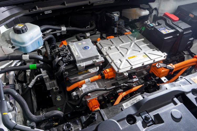 單永磁同步馬達配置,可輸出190hp最大馬力與36.7kgm最大扭力