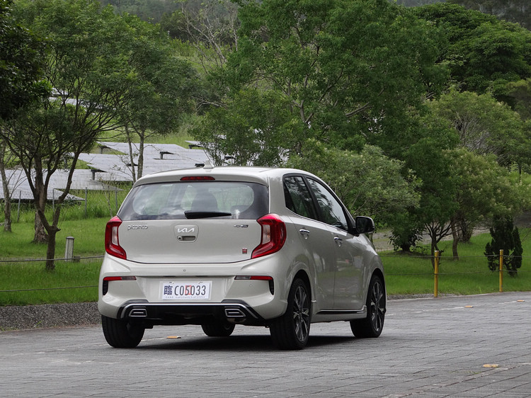 特仕版是以車系中最受歡迎的GT-Line為基礎,外觀展現出小車應有的個性感。