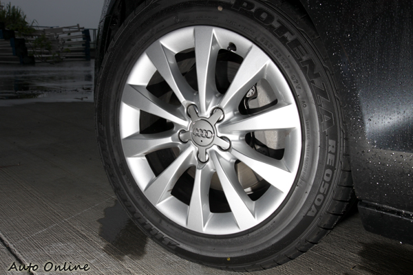 A6軍團要進入3.0級輪胎才會用到18吋,不然都是225/55 R17。