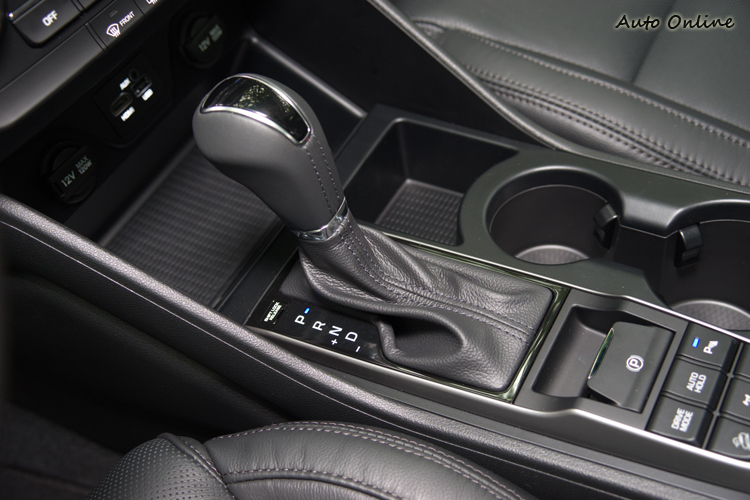 全車系均為六速手自排變速箱設定。