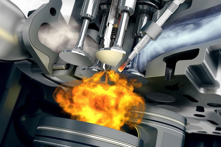 傳統引擎的汽門系統,為了避免爆震並兼容低辛烷燃料,只能妥協降低壓縮比、犧牲性能潛力,Freevalve則有不同的解決之道。