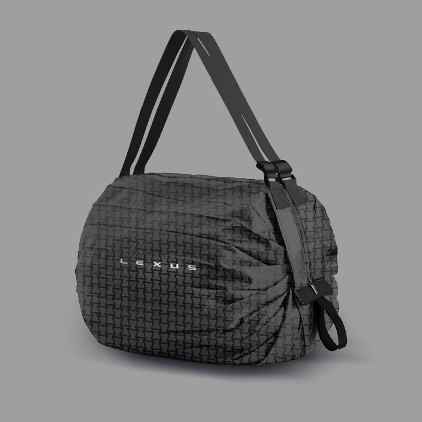 車展限定「LEXUS 質感摺疊隨行袋」，兼顧日常實用與簡約設計