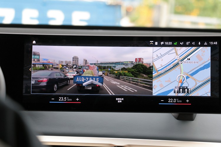 AR擴增實境導航，則可於14.9吋中控觸控螢幕顯示前方實際路況畫面。