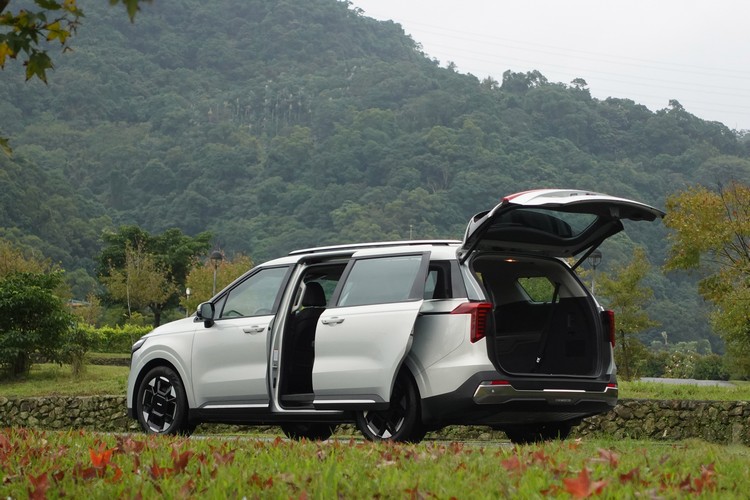 Carnival出色的配備水準與高度實用的機能設定,滿足了消費者對於多元用車的需求。